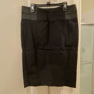 Junior’s Stoosh Pencil Skirt; Size Medium; Black